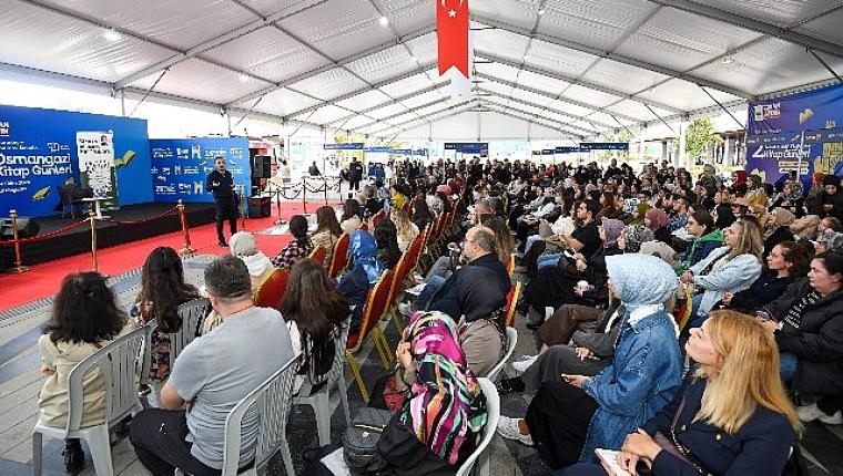 Osmangazi Kitap Günleri'nde Edebiyat, Psikoloji ve Bilim Konuşuldu