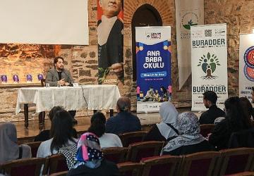 Osmangazi'de “Ana Baba Okulu" Başladı