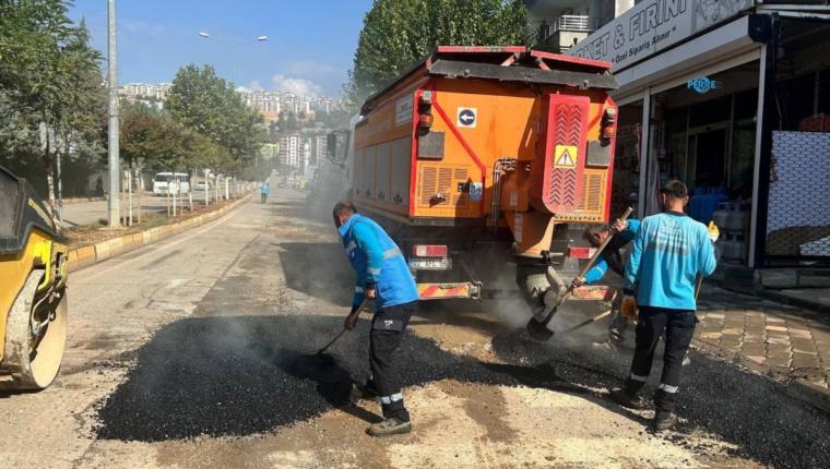Adıyaman’da 6 mahallede yol onarımı, Hastane Caddesi’nde asfalt hazırlığı