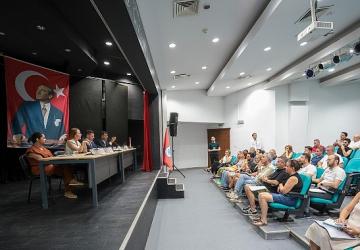 Konak'taki 1440 ve 1441 Sokaklar tasarımlarıyla bölgeye örnek olacak