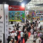 Her yaştan Antalyalı binlerce kitap arasında keşfe çıktı