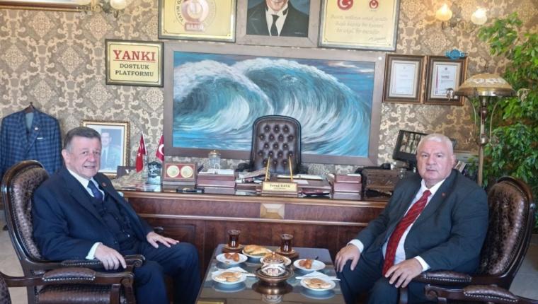 Gazetecilere yeşil pasaport için ortak girişim
