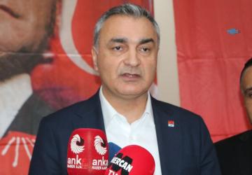 CHP’li Müslim Sarı Adıyaman’da: ‘Maliyetler arttı, ürün para etmiyor’ - Videolu Haber
