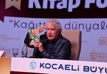 ABD'li ünlü yazar John Perkins Kitap Fuarı'nda konuştu; “Ölüm ekonomisinden yaşam ekonomisine geçilmeli"