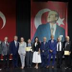 Konak'ta sporun emektarlarına vefa gecesi