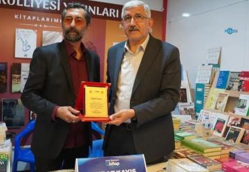 Murat Kayış, Kahta Kitap Günlerini değerlendirdi: ‘Yeni nesle kitap sevgisini aşılamak budur’