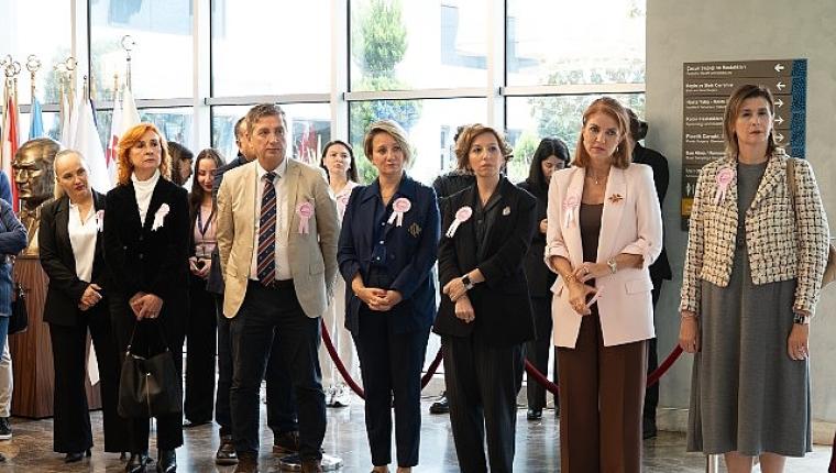Sanatın İyileştirici Günü Meme Kanseri Farkındalığı İçin Buluştu