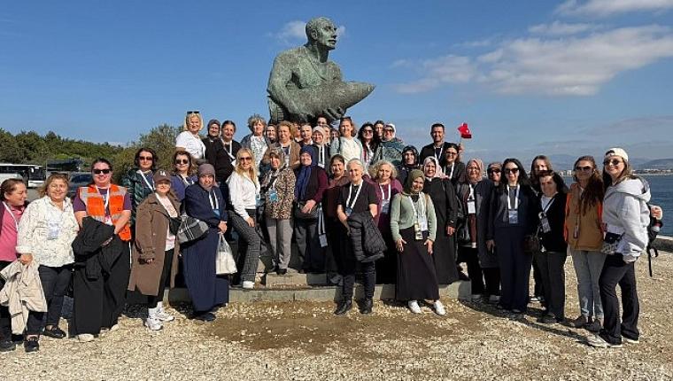 Gençler Cumhuriyet'in izinde yürüdü, kadınlar Çanakkale'yi keşfetti