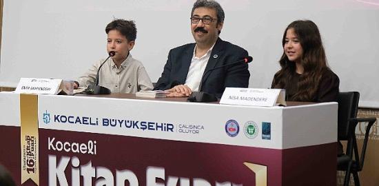 Nisa ve Emir kardeşlerin ikinci eseri Kitap Fuarı'nda