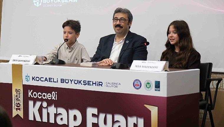 Nisa ve Emir kardeşlerin ikinci eseri Kitap Fuarı'nda