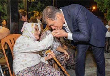 Başkan Tugay'dan Beydağlı kadınlara çağrı: Üretin, alım garantisi bizden