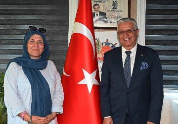 Bir öğretmen, bir öğrenci, yıllara sığmayan vefa