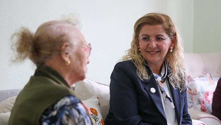 Başkan Ovalıoğlu Bakırköy'ün Çınarlarını Ziyaret Etti