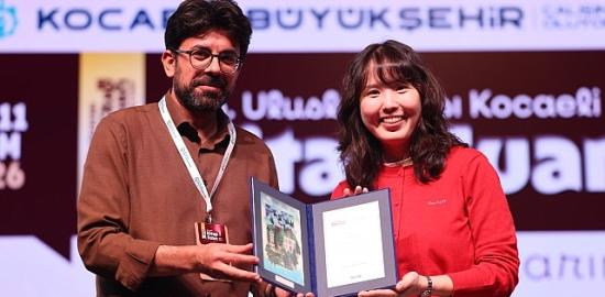 Soyoung Park, Kocaeli Kitap Fuarı'nda genç okurlara seslendi; “Dünyadaki en özel kişi kendinizsiniz"