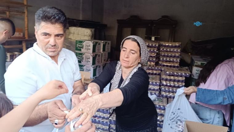 Besnili muhtardan Gaziantep’te 400 haneye mutfak eşyası desteği