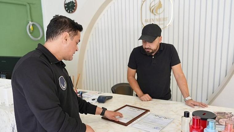 Burhaniye Belediyesi'nden İş Yerlerine Ruhsat Denetimi