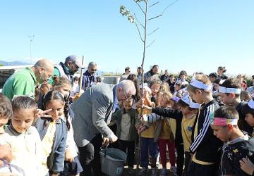 Edremit'te Dünya Hayvanları Koruma Günü'nde anlamlı buluşma