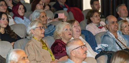 İzmir İleri Yaş Sempozyumu'nda gündem: Afetlerde yaşlıların güvenliği