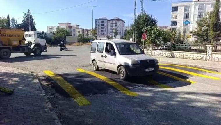 Adıyaman Belediyesi okul çevrelerinde trafik güvenliği önlemlerini artırıyor