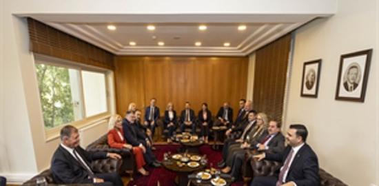 Başkan Tugay: İzmir'imizin otuz ilçesine en iyi hizmeti sağlayacağız