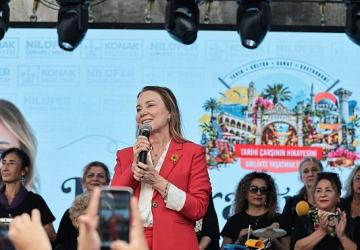 Kemeraltı'nın sokakları festivalle şenlendi