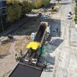 Ataşehir ve Harmandalı'da yollar yenileniyor