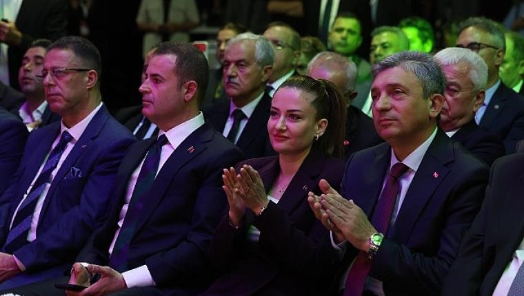 Başkan Vekili Büşra Özdemir Antalya Turizm Fuarı'nda konuştu