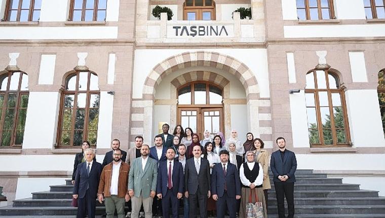 5. Uluslararası Genç Yazarlar Buluşması İçin Konya'da Bulunan Yazarlar Başkan Altay'ı Ziyaret Etti