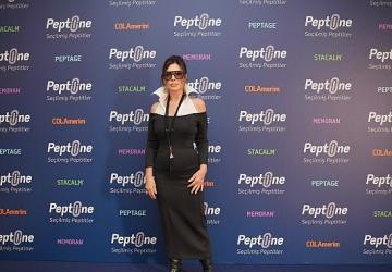 Peptiline, “Seçilmiş Peptitler" Dünyasını Marka Elçisi Nebahat Çehre ile Tanıttı
