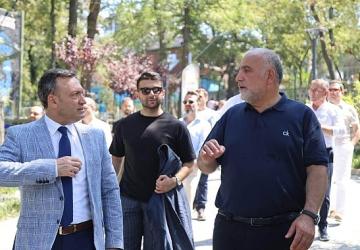 Başkan Sandıkçı SAMSİAD'ı Ağırladı: Projeler Alkışları Topluyor
