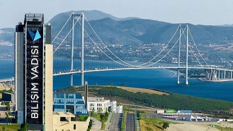 Osmangazi Köprüsü'nde kalpler Cumhuriyet için atacak