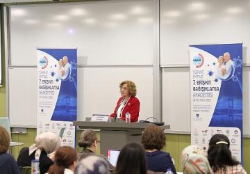 Erişkin Aşılamasıyla İlgili Son Gelişmeler Acıbadem Üniversitesi'nde Masaya Yatırıldı