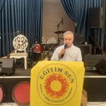 ADIYAMAN (PERRE) - (Murat KAYIŞ) - Eğitim Sen Adıyaman Şubesi tarafından 5 Ekim Dünya Öğretmenler Günü dolayısıyla düzenlenen etkinlikte eğitim emekçileri bir araya geldi.