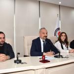 ADIYAMAN (PERRE) - (Şeriban ÖZÇAKMAK) - Adıyaman Ticaret ve Sanayi Odası'nda (ATSO) organ seçimlerinin ardından gerçekleştirilen Meclis Başkanlığı seçiminde Abdulgani Bereket, 48 oyla Meclis Başkanı seçildi.