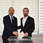 ADIYAMAN (PERRE) - (Şeriban ÖZÇAKMAK) - Adıyaman Ticaret ve Sanayi Odası'nda (ATSO) organ seçimlerinin ardından gerçekleştirilen Meclis Başkanlığı seçiminde Abdulgani Bereket, 48 oyla Meclis Başkanı seçildi.