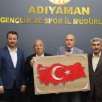 ADIYAMAN (PERRE) - (Berfin GÜRBÜZ) - Türkiye Atıcılık Federasyonu Başkanı Murat Kocakaya, Adıyaman Gençlik ve Spor İl Müdürlüğünü ziyaret etti.