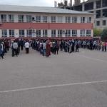 ADIYAMAN (PERRE) - (Şeriban ÖZÇAKMAK) - Şanlıurfa merkezli depremin Adıyaman'da da hissedilmesinin ardından Emniyet Ortaokulu'nda öğrencilerin okul içerisinde fark ettiği çatlaklara ilişkin görüntüler endişeye neden oldu...