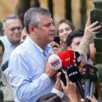 İSTANBUL (PERRE) - (Şeriban ÖZÇAKMAK) - CHP Genel Başkanı Özgür Özel, İstanbul Büyükşehir Belediye Başkanı ve CHP'nin Cumhurbaşkanı adayı Ekrem İmamoğlu'nun Silivri'de görülen duruşmalarını takip etti.