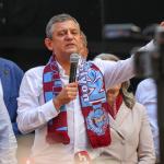 TRABZON (PERRE) - (Şeriban ÖZÇAKMAK) - YENİ Parti Genel Başkanı Özgür Özel, Trabzon'da vatandaşlarla bir araya geldi.