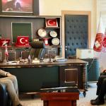 ADIYAMAN (PERRE) - AK Parti Teşkilat Başkan Yardımcısı ve Adıyaman Milletvekili Mustafa Alkayış, beraberinde İl Başkanı Ekrem Çadır, Kadın Kolları Başkanı İlknur Tel Altıngök ve teşkilat mensuplarıyla birlikte Adıyaman A...