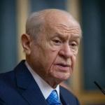 ANKARA (PERRE) - (Berfin GÜRBÜZ) - MHP Genel Başkanı Devlet Bahçeli, partisinin grup toplantısında, "Siyasi ikballeri için kendisine oturacak masa arayanlar, milliyetçiliğin mukaddesatını ise oturdukları masalarda meze y...