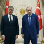 İZMİR (PERRE) - (Berfin GÜRBÜZ) - İzmir Büyükşehir Belediye Başkanı Cemil Tugay, CHP'den istifasının ardından AK Parti'ye katıldı.