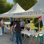 ADIYAMAN (PERRE) - (Şeriban ÖZÇAKMAK) - Adıyaman Üniversitesi'nde 2026-2027 eğitim-öğretim yılının başlamasıyla birlikte, üniversiteye bu yıl ilk kez kayıt yaptıran öğrencilere yönelik ücretsiz ulaşım desteği başladı.