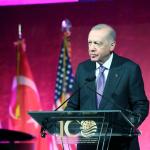 ANKARA (PERRE) - (Berfin GÜRBÜZ) - Cumhurbaşkanı Recep Tayyip Erdoğan, ABD'nin New York kentinde düzenlenen '100 Yıllık Dostluk: Türkiye-Amerika Birleşik Devletleri' etkinliğinde, Türkiye ile ABD arasındaki siyasi, ekono...