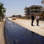 ADIYAMAN (PERRE) - Şeriban ÖZÇAKMAK - Kahta Belediyesi Fen İşleri Müdürlüğü ekipleri, asfalt sezonunun başlamasıyla birlikte ilçe genelinde yol yapım, bakım, onarım ve asfaltlama çalışmalarını aralıksız sürdürüyor.
