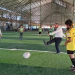 ADIYAMAN (PERRE) - (Şeriban ÖZÇAKMAK) - Kahta İlçe Müftülüğü tarafından düzenlenen 2026 Yılı Camiler Arası Yaz Kur'an Kursları Futbol Turnuvası, 30 takım ve 450 öğrencinin katılımıyla başladı.