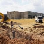 ADIYAMAN (PERRE) - Şeriban ÖZÇAKMAK - Kahta Belediyesi, yapımı devam eden Oto Galericiler Sitesi'nde içme suyu ve kanalizasyon altyapı çalışmalarına başladı.