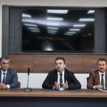 ADIYAMAN (PERRE) - (Berfin GÜRBÜZ) - Gençlik ve Spor Bakanlığı Spor Eğitimi ve Araştırmaları Daire Başkanı Şükrü Yılmaz, Adıyaman'da görev yapan antrenörlerle bir araya geldi.