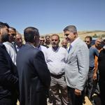ADIYAMAN (PERRE) - Mustafa KAMIŞ - Bir dizi ziyaret kapsamında Adıyaman'ın Kahta ilçesine gelen AK Parti Adıyaman Milletvekili İshak Şan, Mülk Köyü'nü ziyaret ederek vatandaşlarla bir araya geldi.