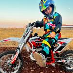ADIYAMAN (PERRE) - (Emrah PARLAR) - Kahta'da motocross sporuna ilgi duyan minik sporcu Rüzgar, Türkiye Motosiklet Federasyonu ferdi lisansıyla çalışmalarını sürdürüyor.